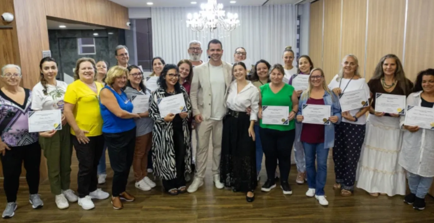 Alunos formados em uma das turmas da Formação em Apometria Kabalística